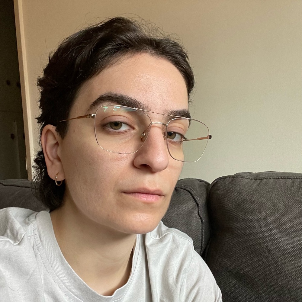 Tom Ford Gold Aviator Glasses - Picture 7 of 7